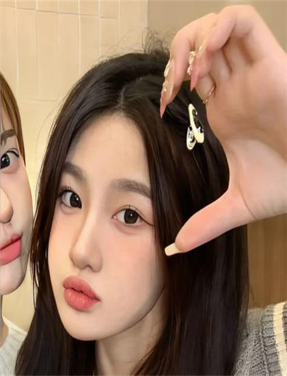 榴莲草莓秋葵绿巨人视频2026_老师穿旗袍为考生打气_男人为什么要睡生过娃的女人